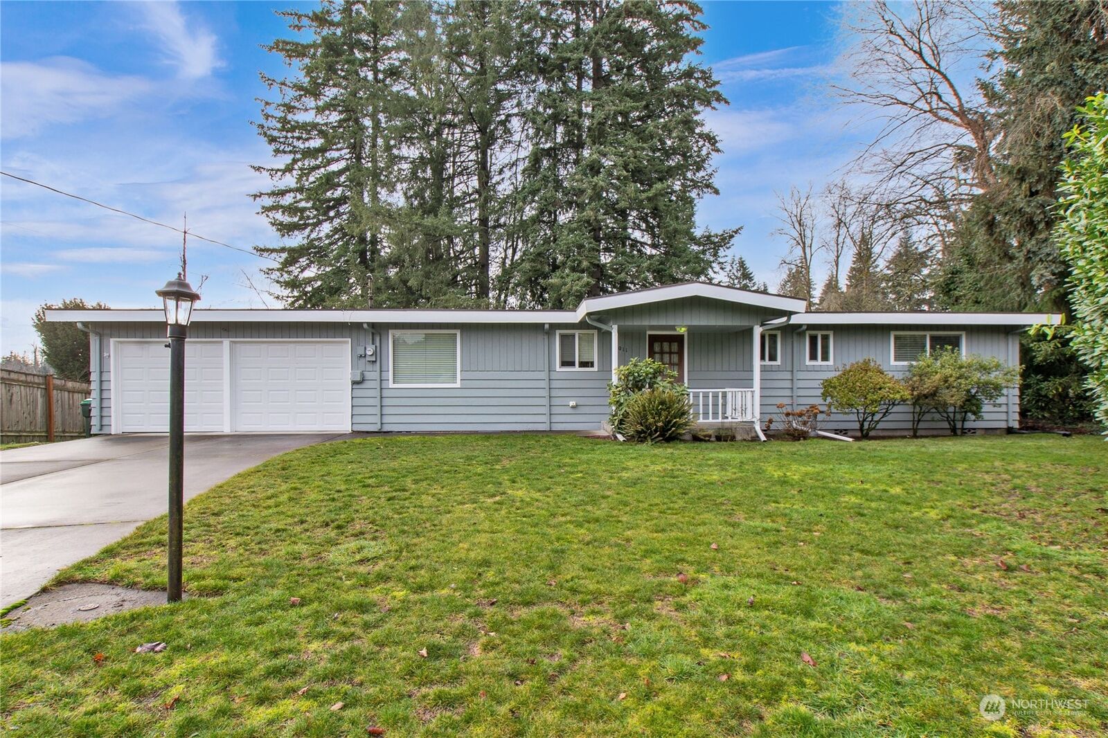 Property Photo:  1011  Lake Terrace Drive SW  WA 98512 