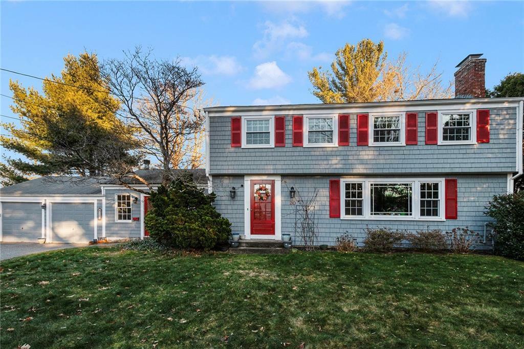 Property Photo:  20 Devonshire Drive  RI 02809 