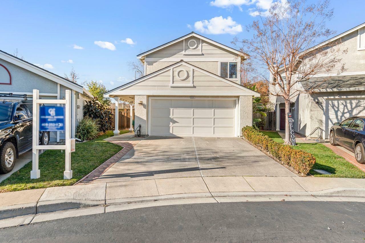 Property Photo:  39061 Applegate Terrace  CA 94536 