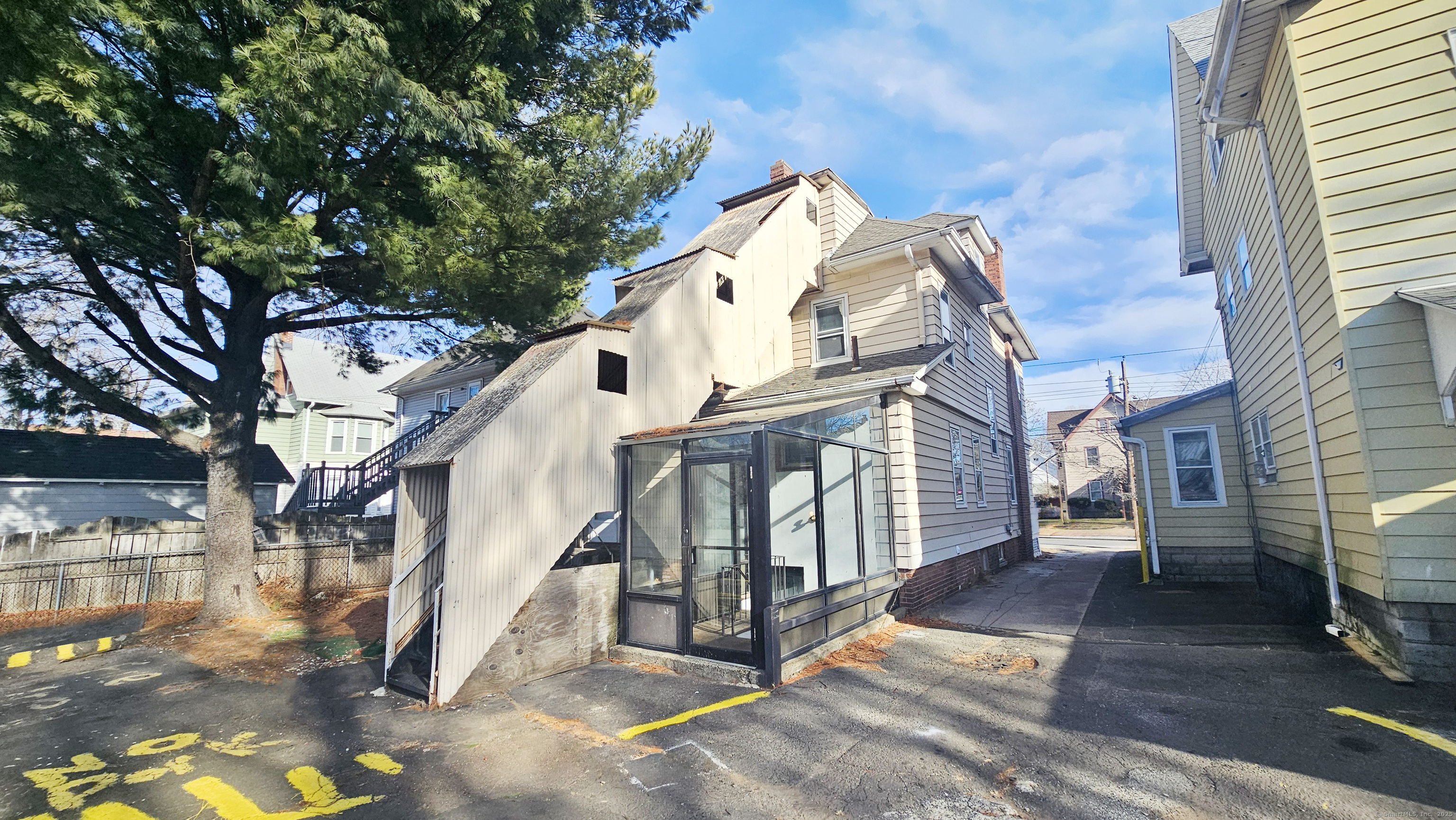 Property Photo:  474 Washington Avenue  CT 06516 