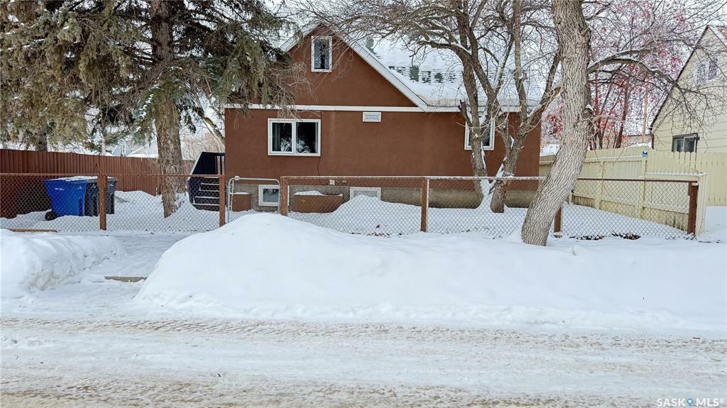 Property Photo:  1271 107th Street  SK S9A 1Z4 