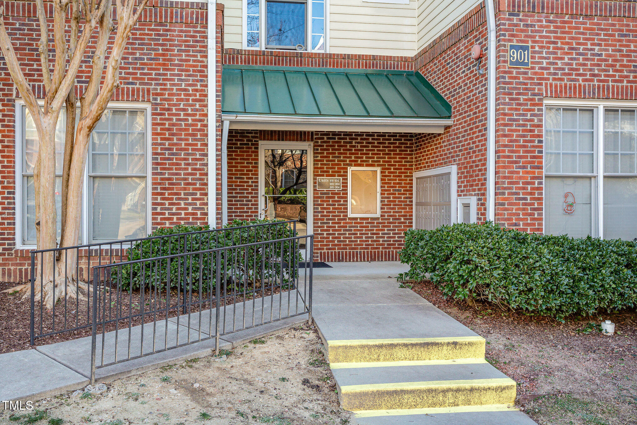 Property Photo:  901 Canenaugh Drive 304  NC 27604 