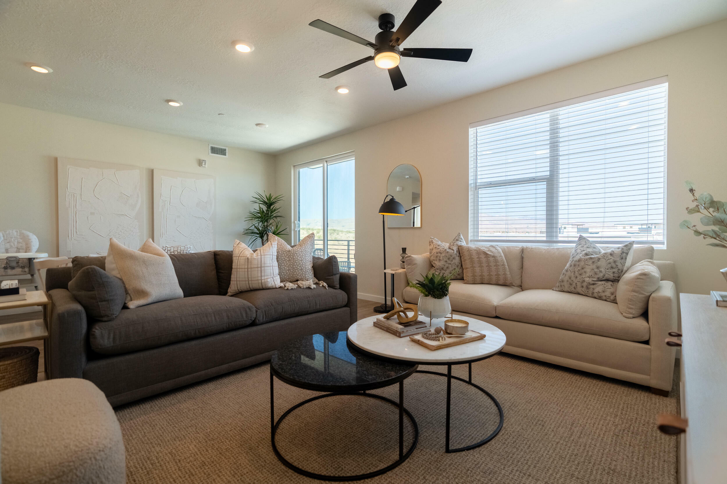 Property Photo:  875 W Akoya Pearl St 300B  UT 84790 