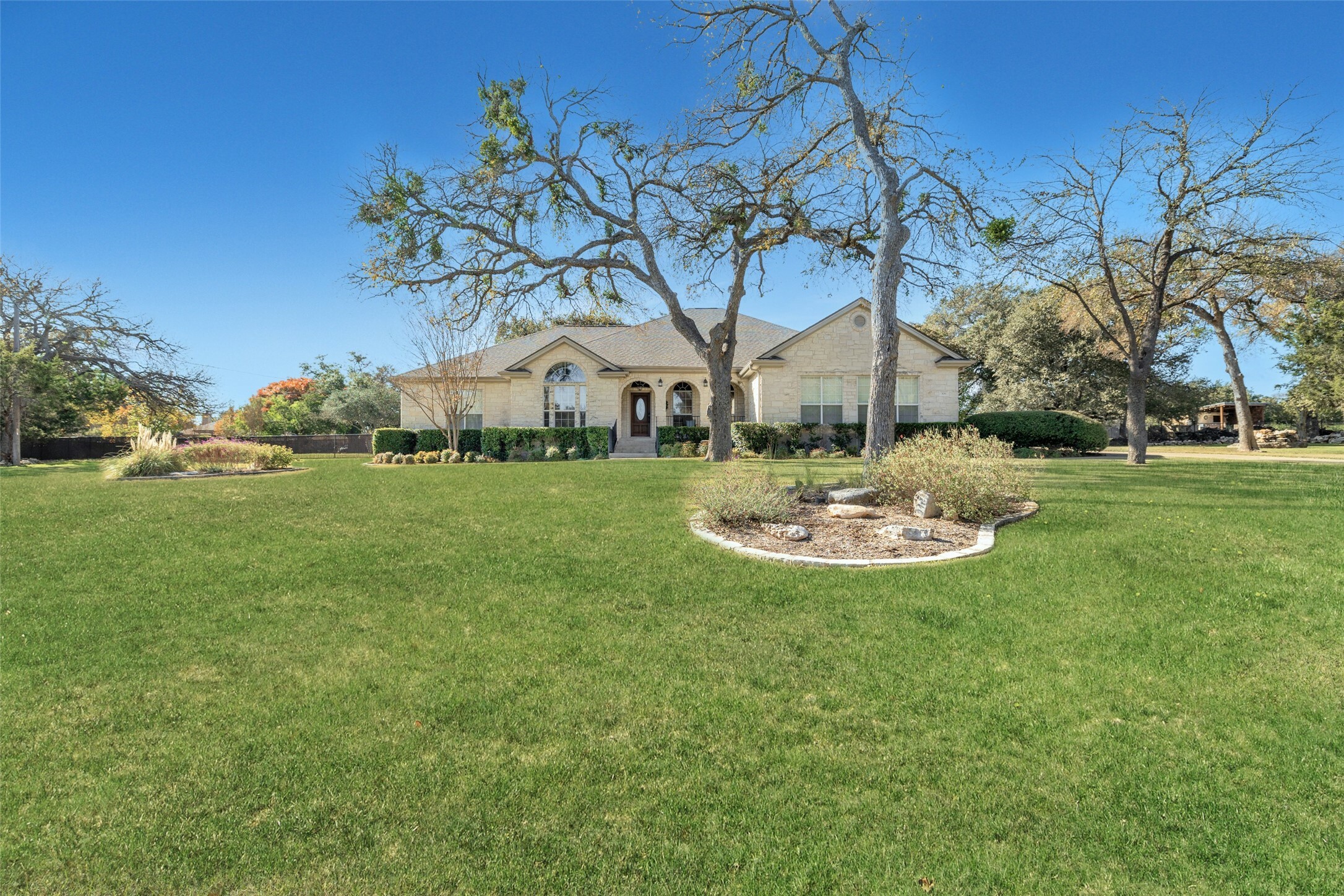 Property Photo:  306 Allen Circle  TX 78633 