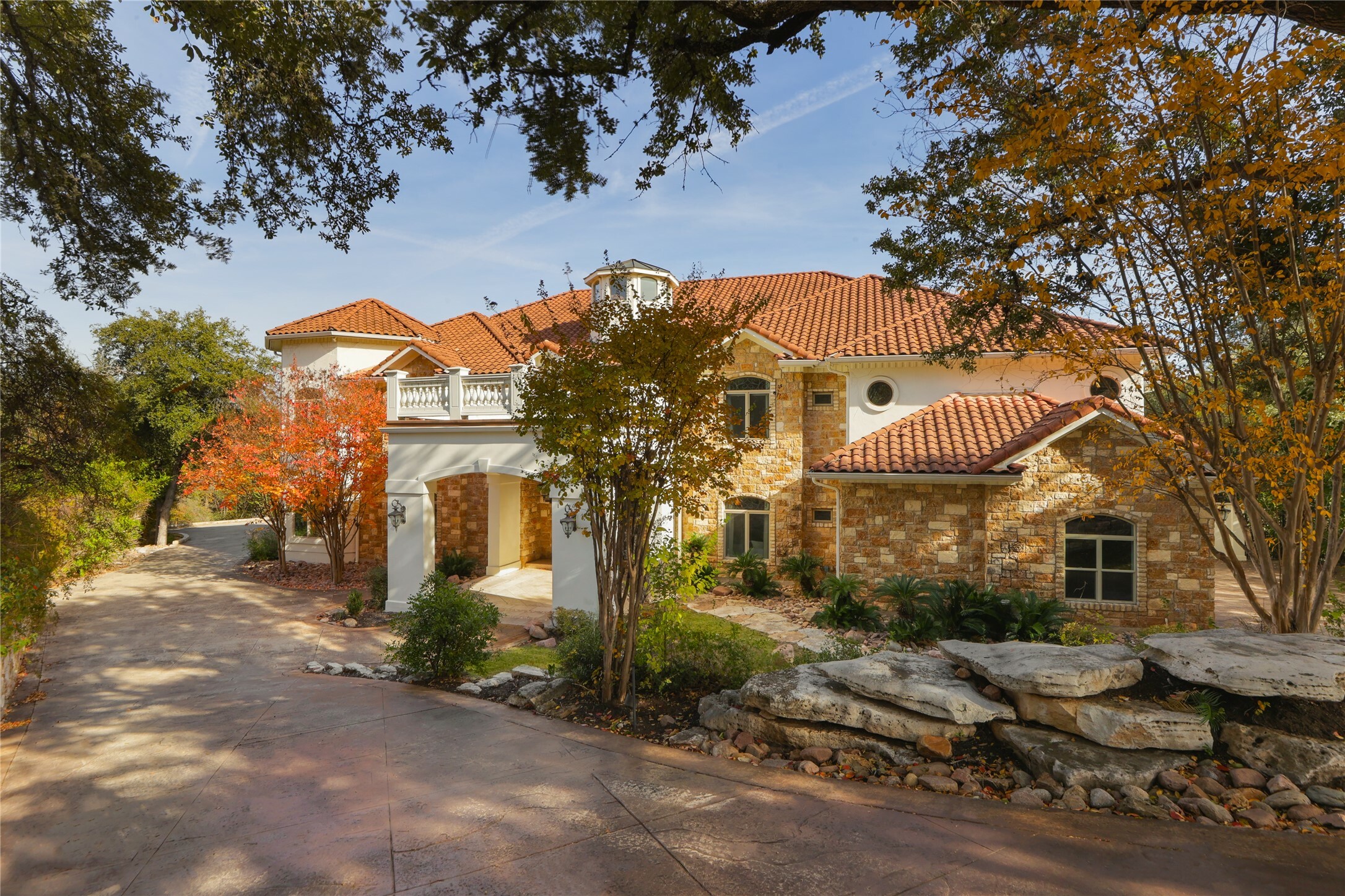 Property Photo:  2705 Island Ledge Cove  TX 78746 