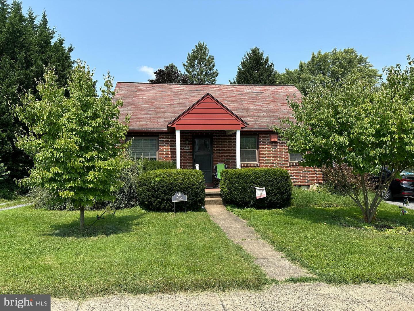 Property Photo:  2255 Garfield  PA 19609 