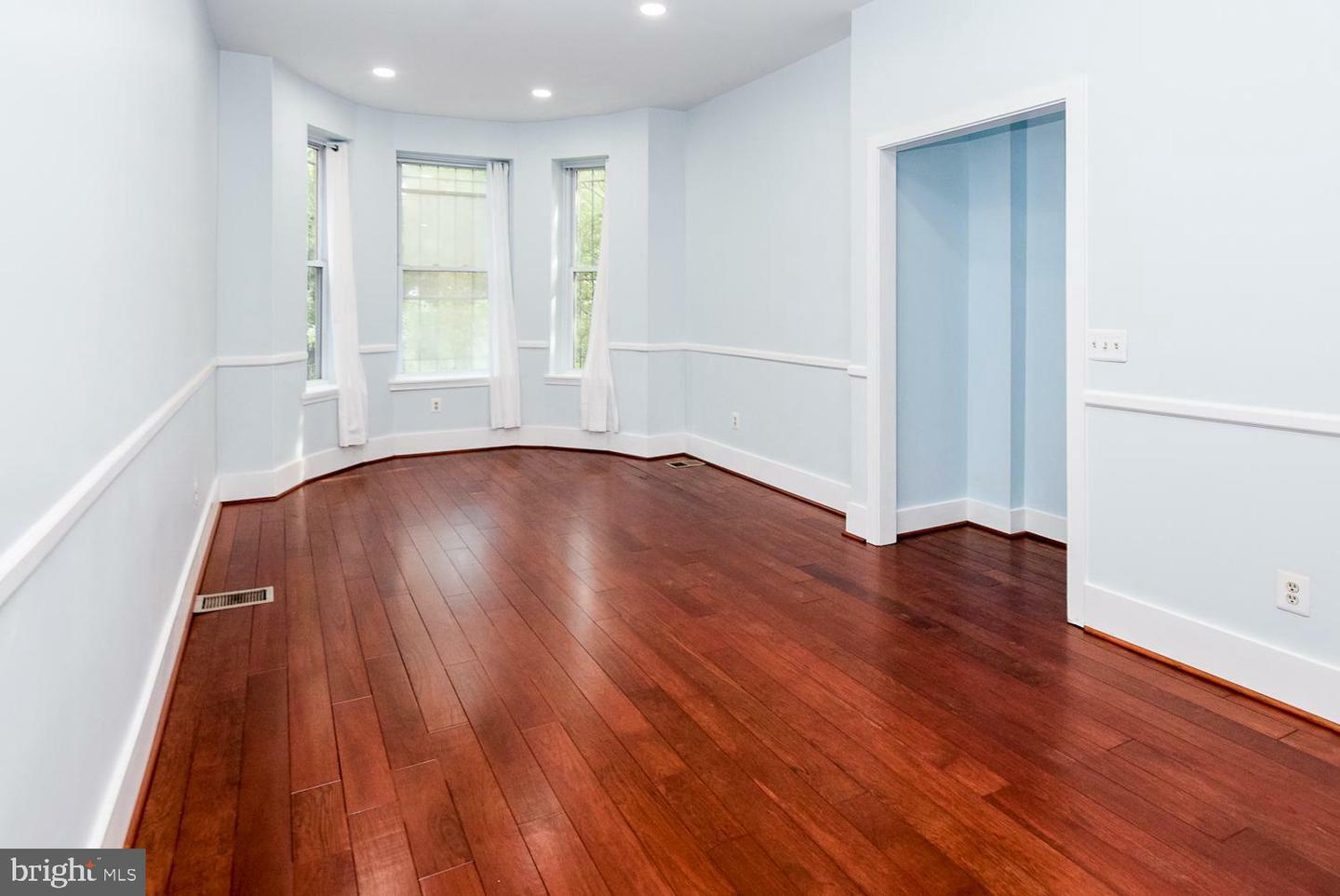 Property Photo:  1311 Fairmont Street NW A  DC 20009 