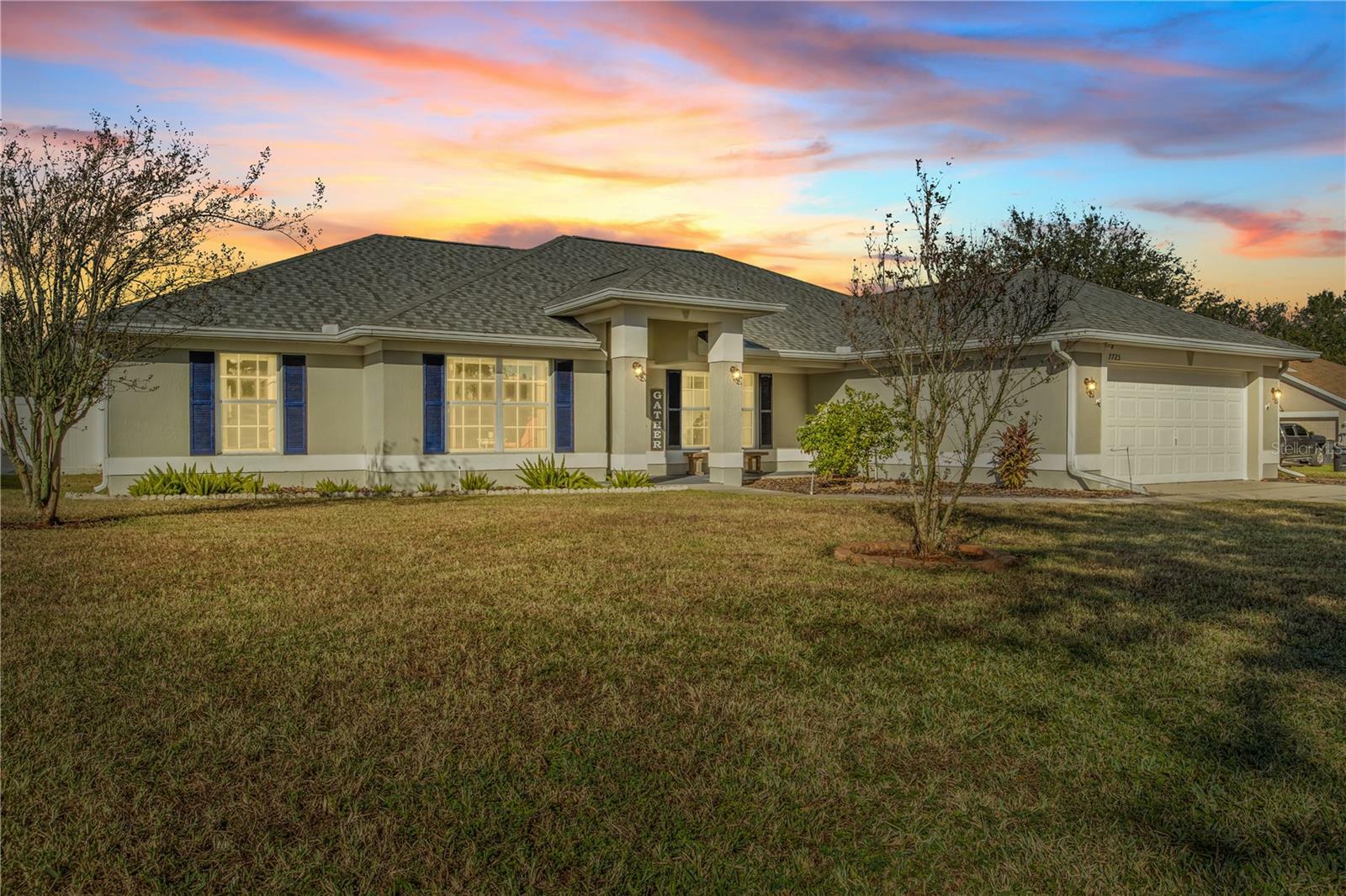 Property Photo:  7725 Canterbury Circle  FL 33810 