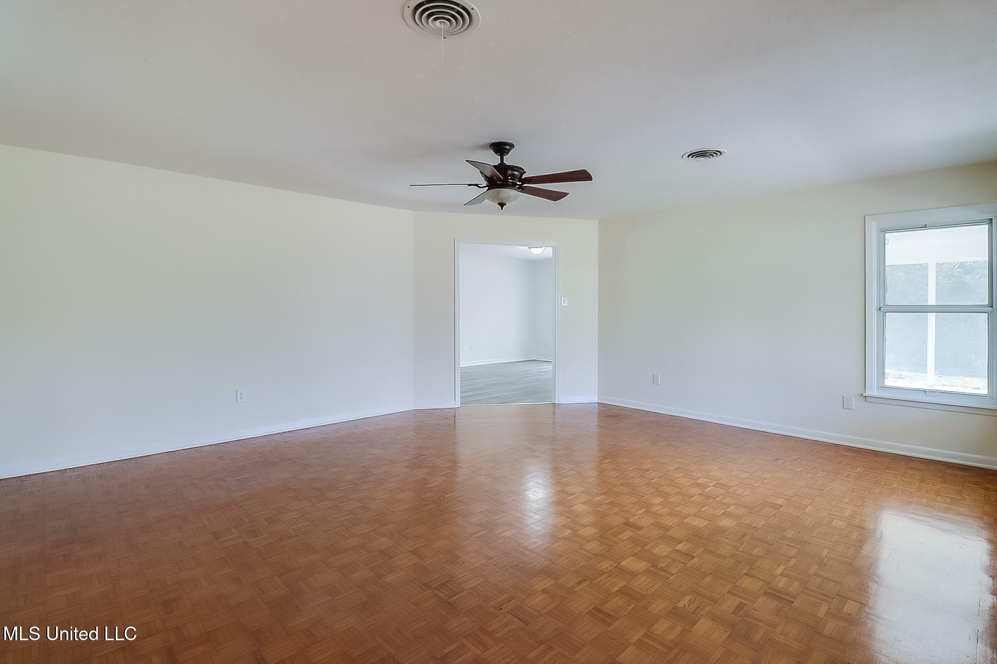 Property Photo:  210 Woodbine Drive  MS 39507 