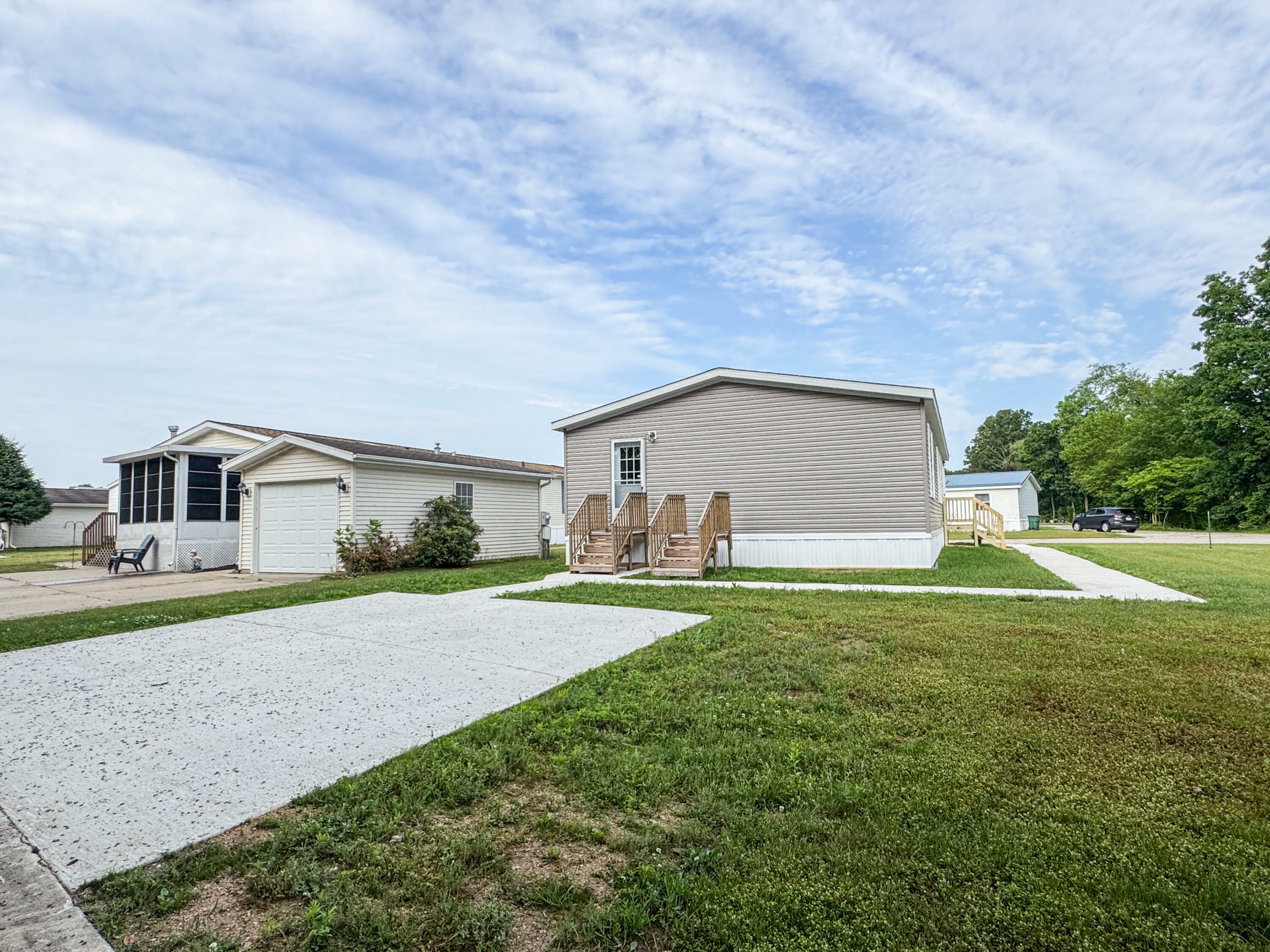 Property Photo: 1241 Manistee River Road MI 49093