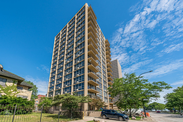 Property Photo:  6730 S South Shore Drive 1304  IL 60649 