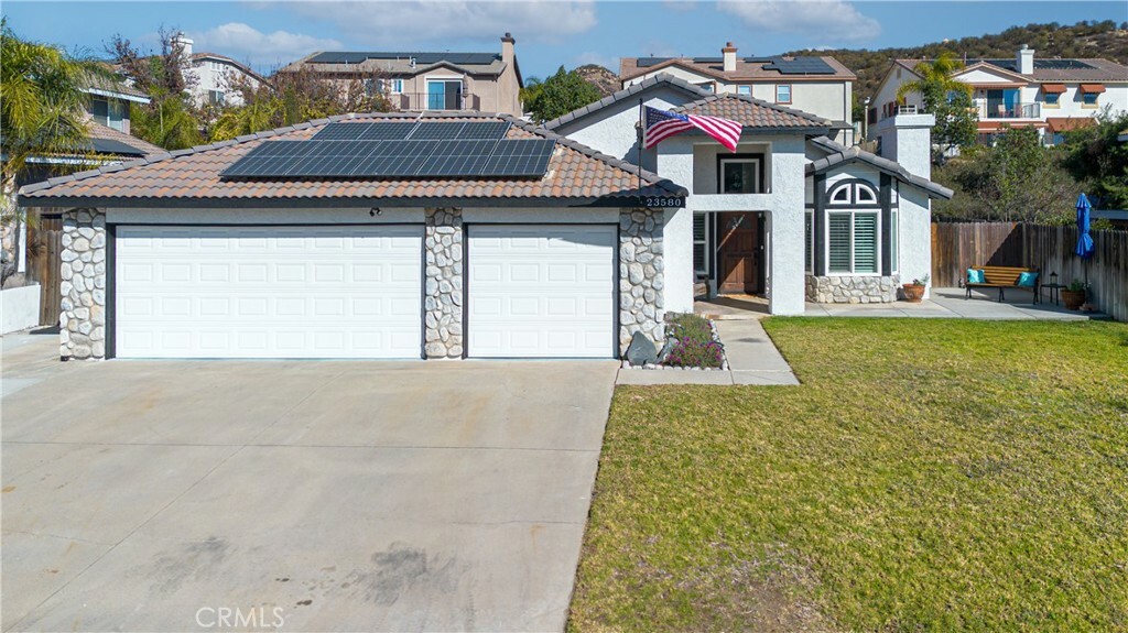 Property Photo:  23580 Kettle Road  CA 92562 