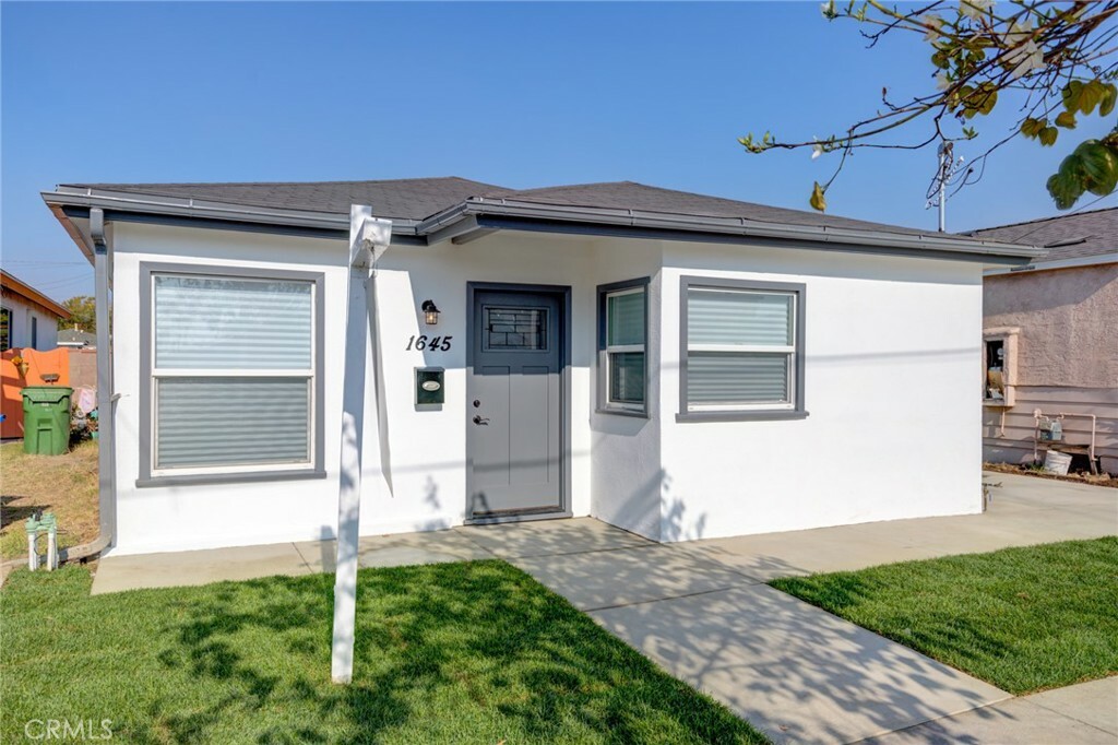 Property Photo:  1645 W 223rd Street  CA 90501 