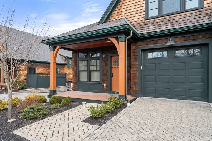 Property Photo:  3 Abbey Road 3  MA 01770 