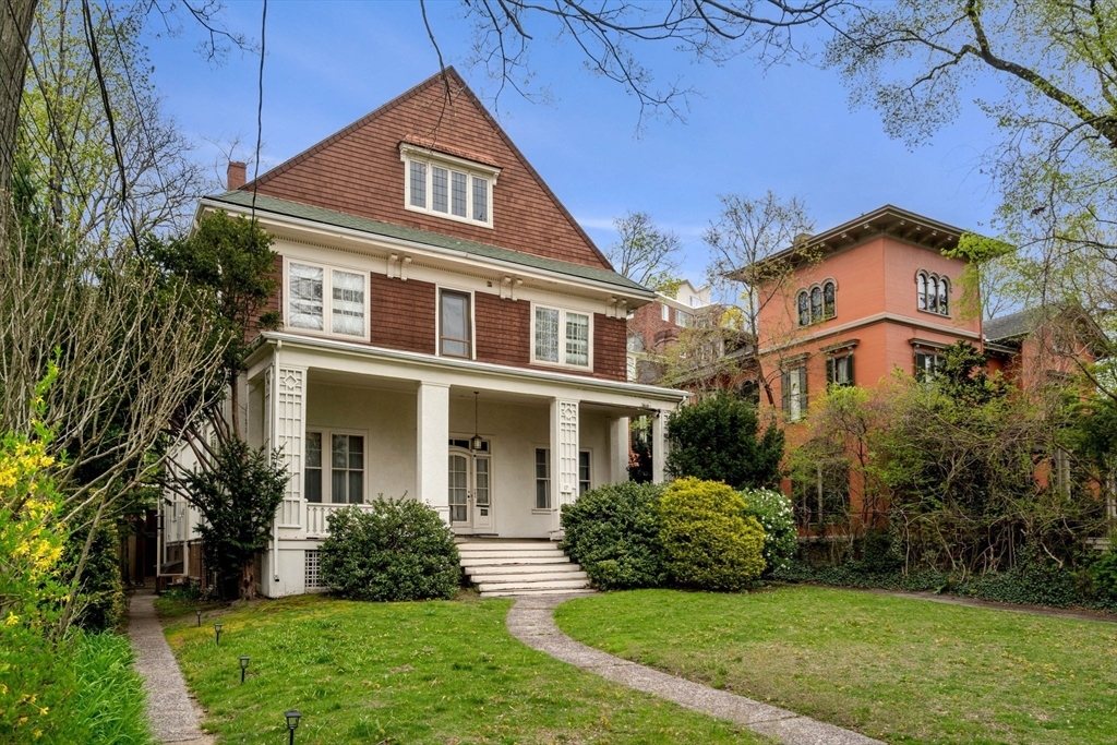 Property Photo:  17 Berkeley St  MA 02138 