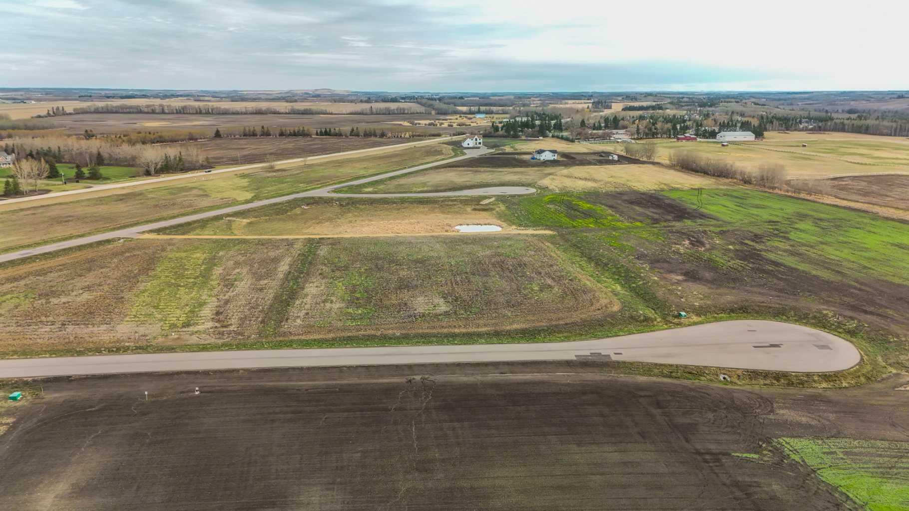Property Photo: 28163 Township Road 374 67 AB T4E 2E1
