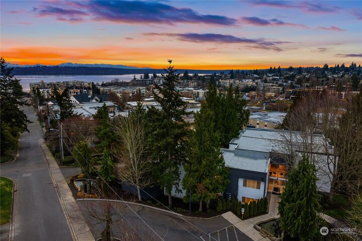 408  2nd Avenue S 101  Kirkland WA 98033 photo