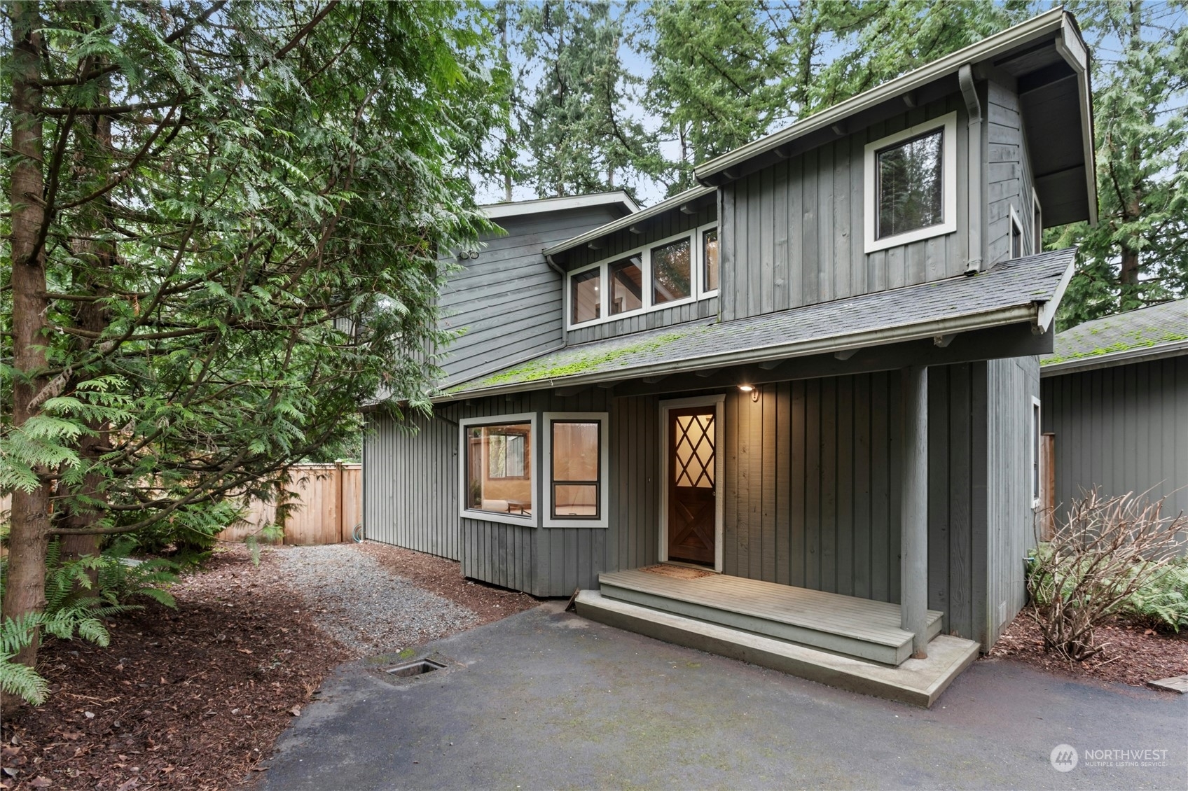 Property Photo:  12727  Juanita Drive NE  WA 98034 