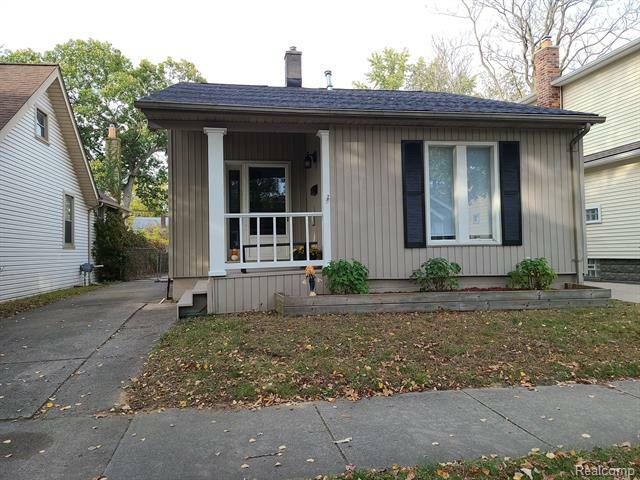 565 E Drayton Street  Ferndale MI 48220 photo