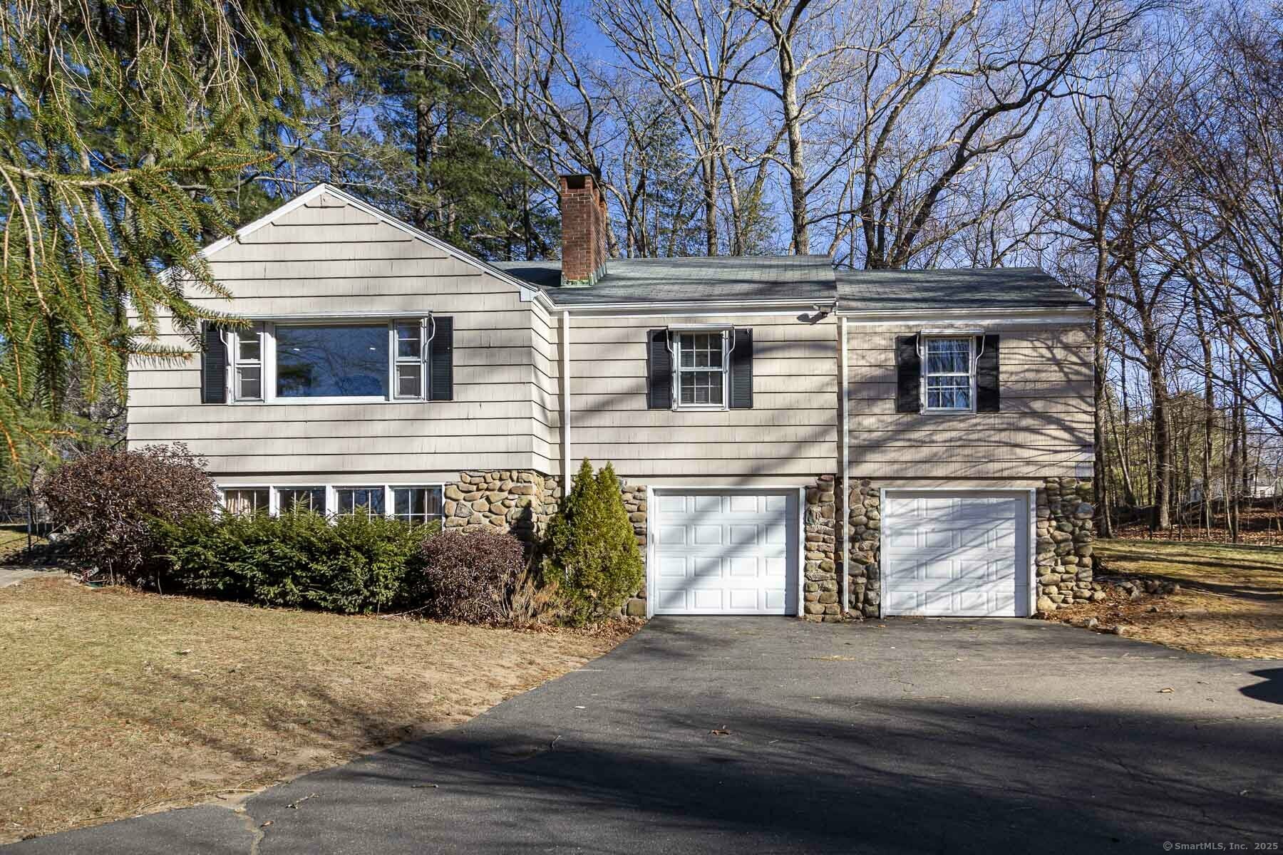 Property Photo:  126 West Avon Road  CT 06085 