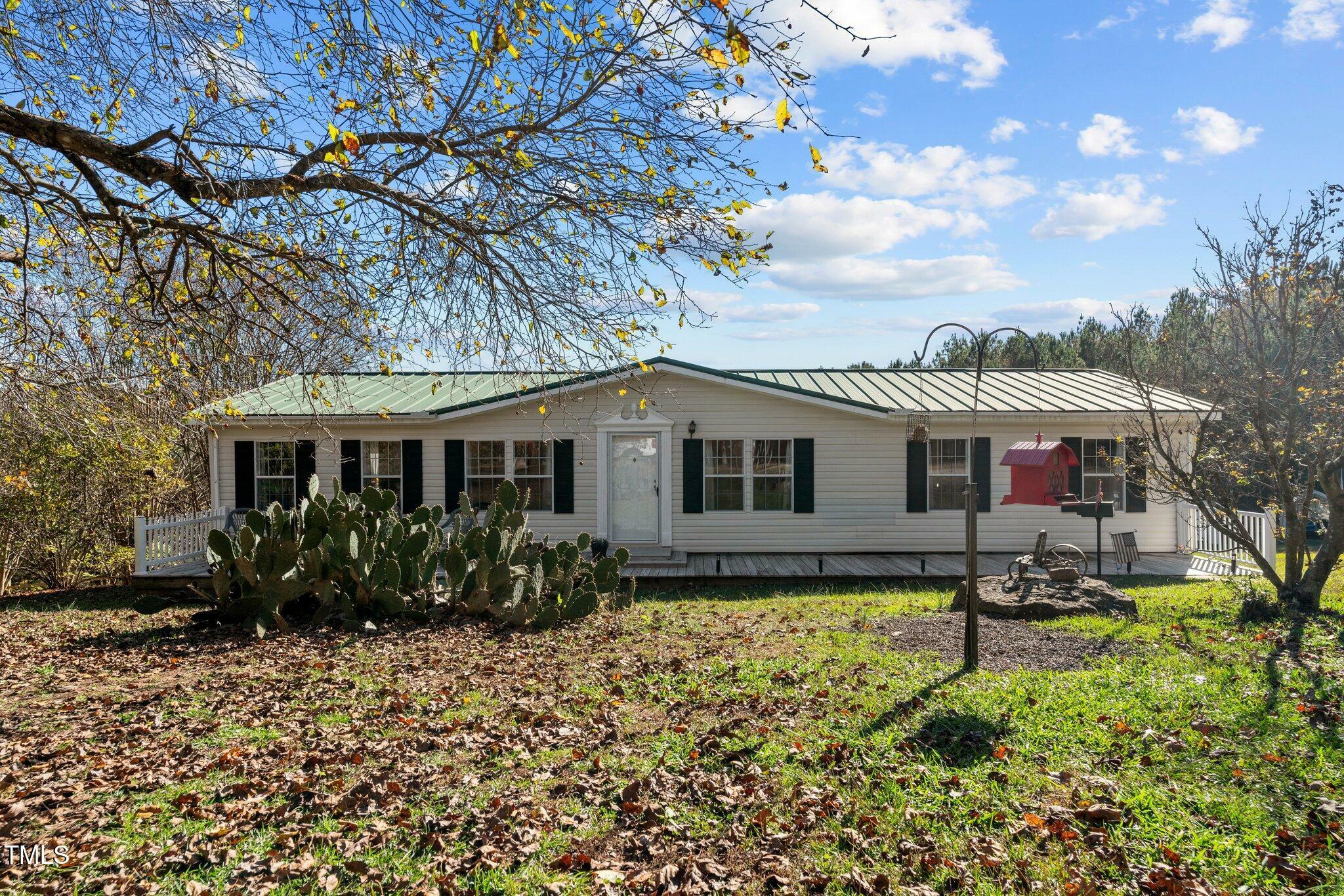 Property Photo: 754 Firestone Lane NC 27330