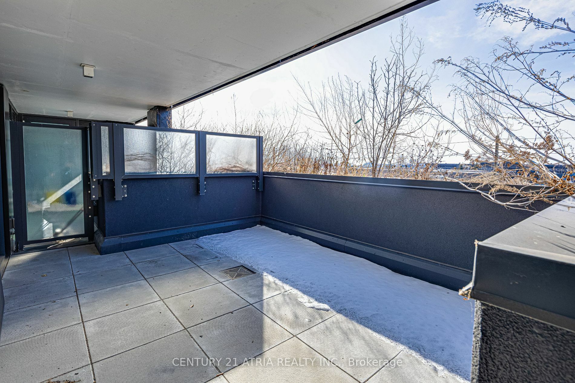 Property Photo:  1100 Sheppard Ave W 521  ON M3K 0E4 