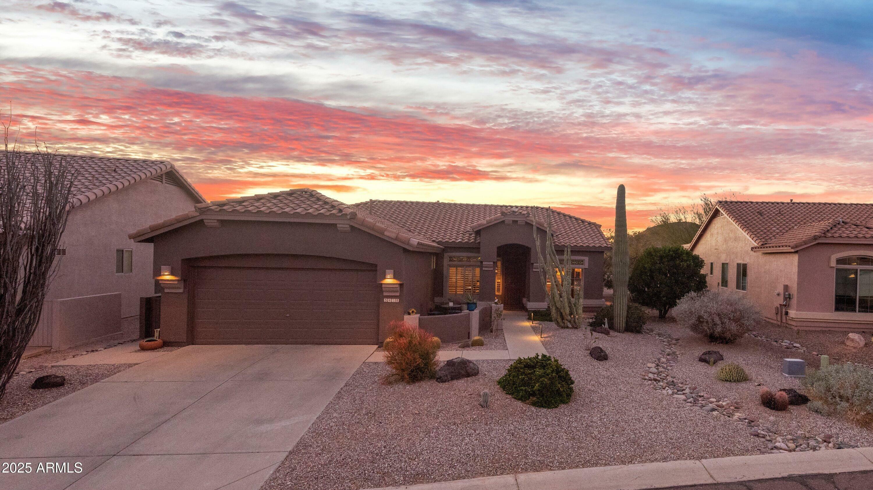 Property Photo:  5418 S Emerald Desert Drive  AZ 85118 