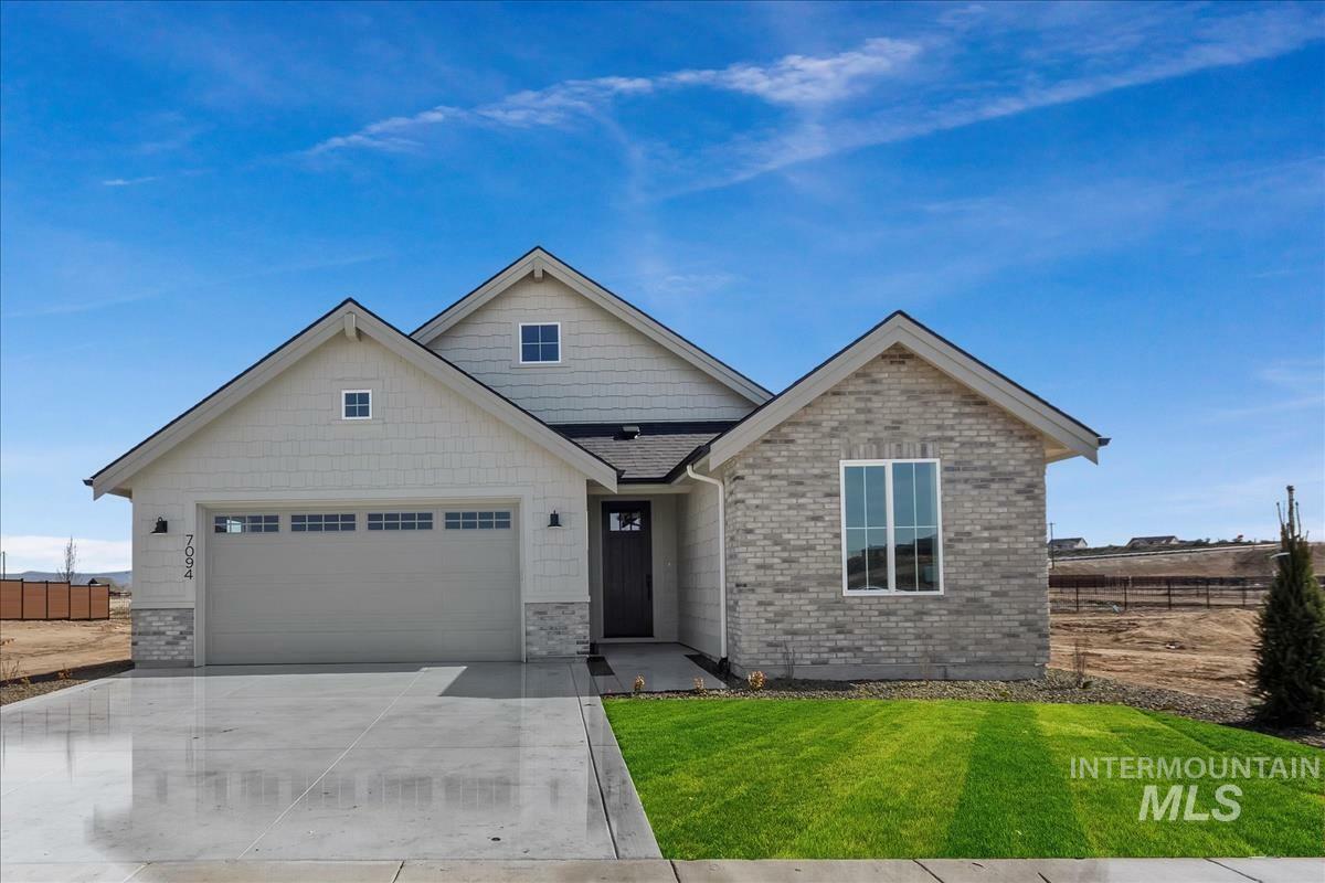 Property Photo: 7094 N Canter Trail Ave. ID 83646