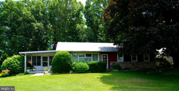 88 Old Church Road  Robesonia PA 19551 photo