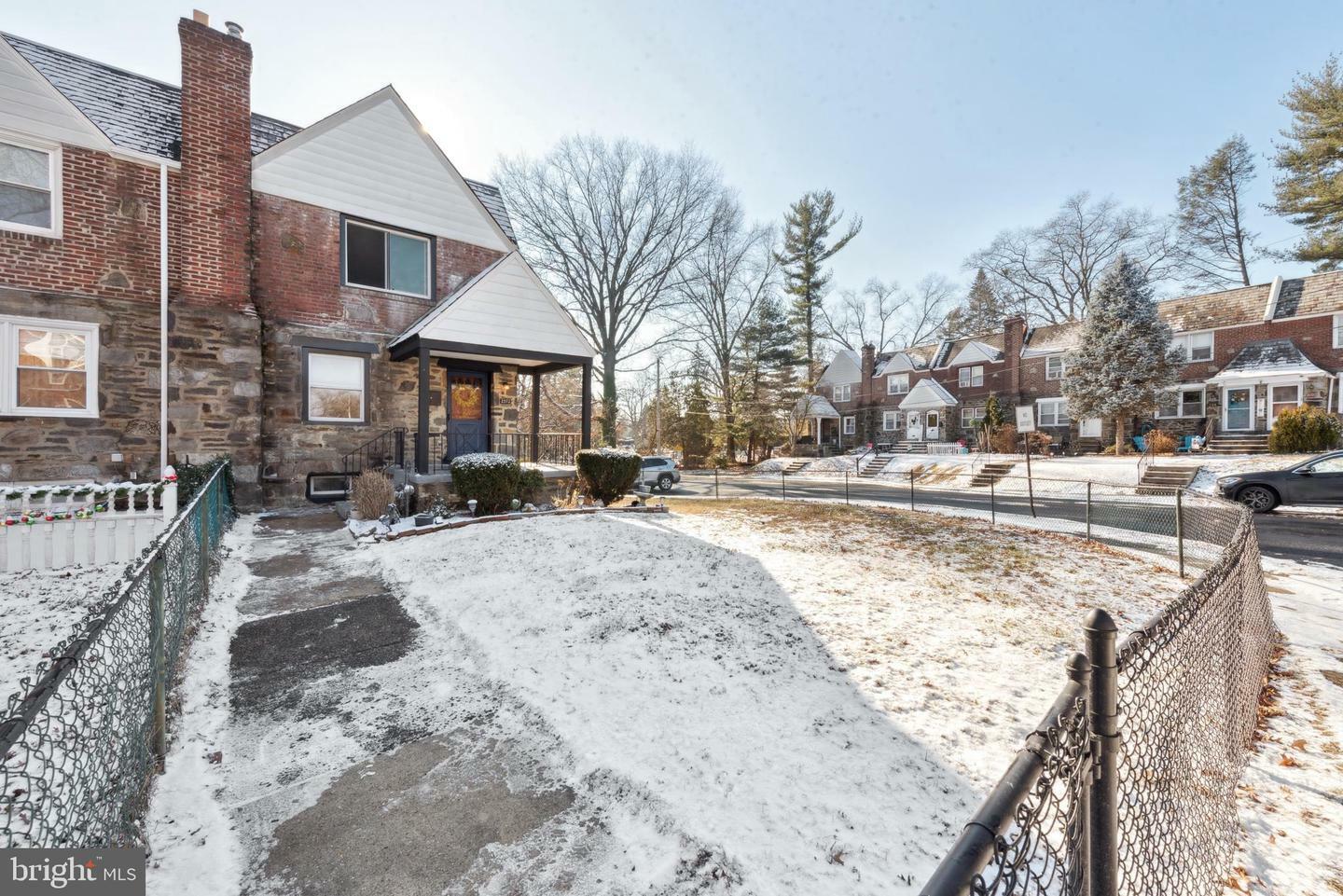 Property Photo:  2372 Highland Avenue  PA 19026 