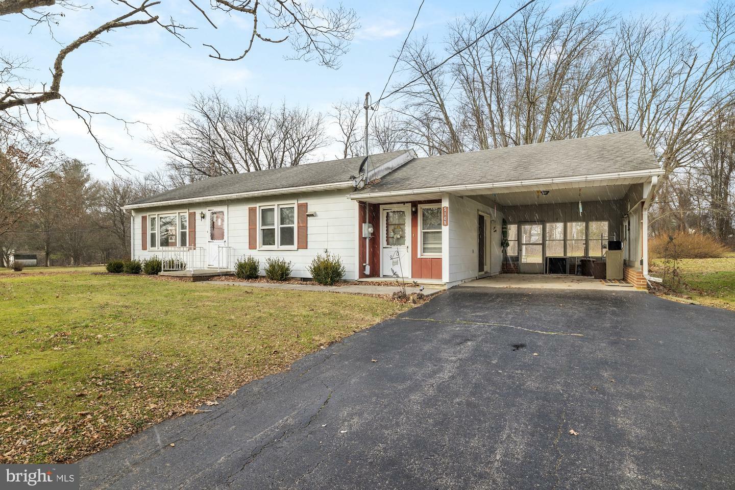 Property Photo:  5105 Fairfield Road  PA 17320 