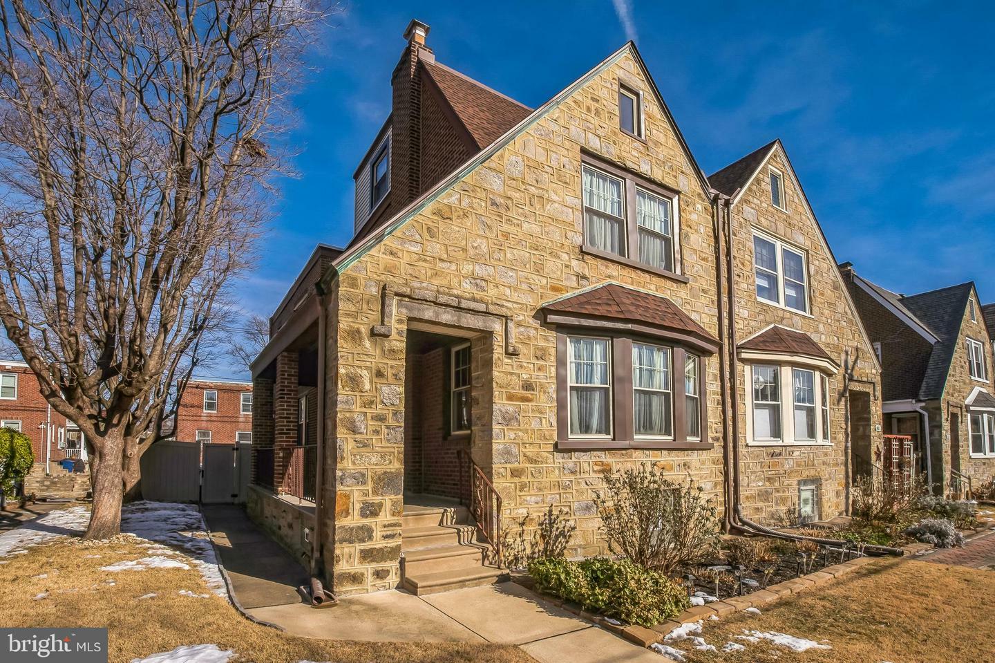 Property Photo:  809 Knorr Street  PA 19111 