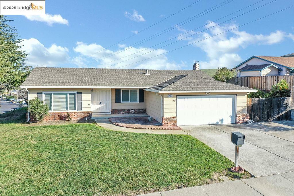 Property Photo:  2209 Navarro Ct  CA 94509 