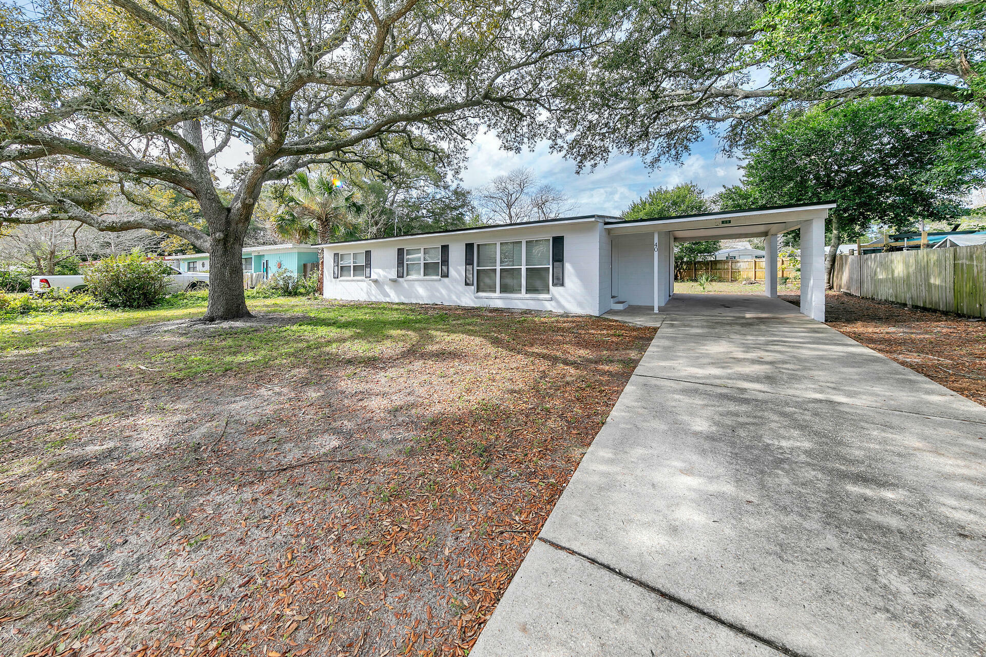 Property Photo:  40 NE Laurie Drive  FL 32548 