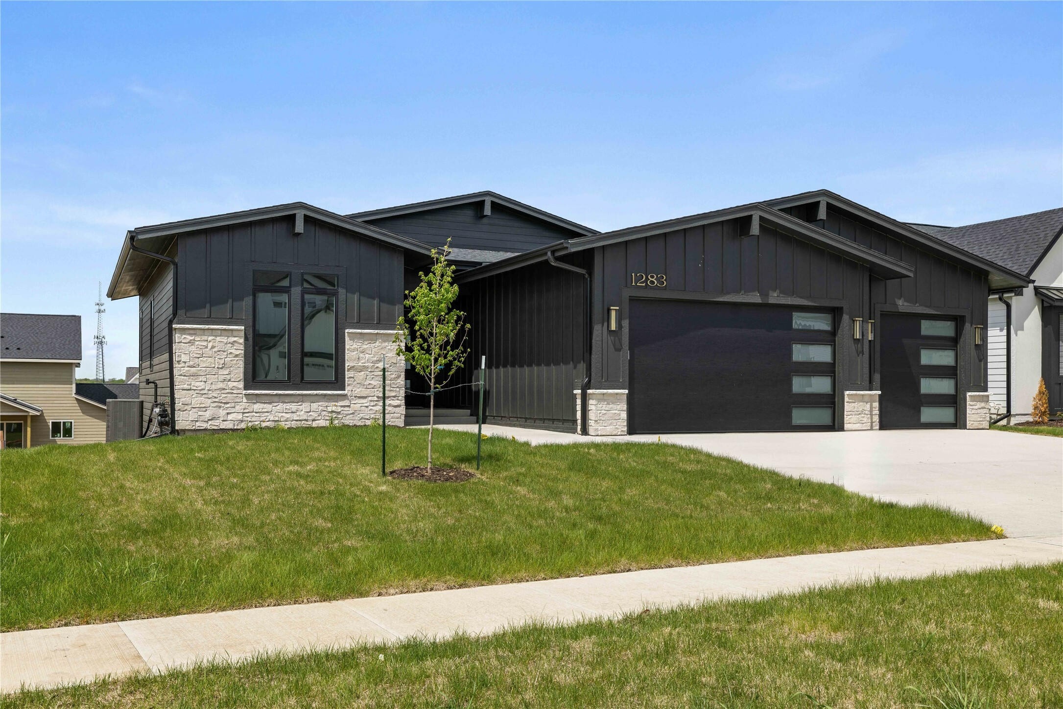 Property Photo: 1283 S Radley Street IA 50266