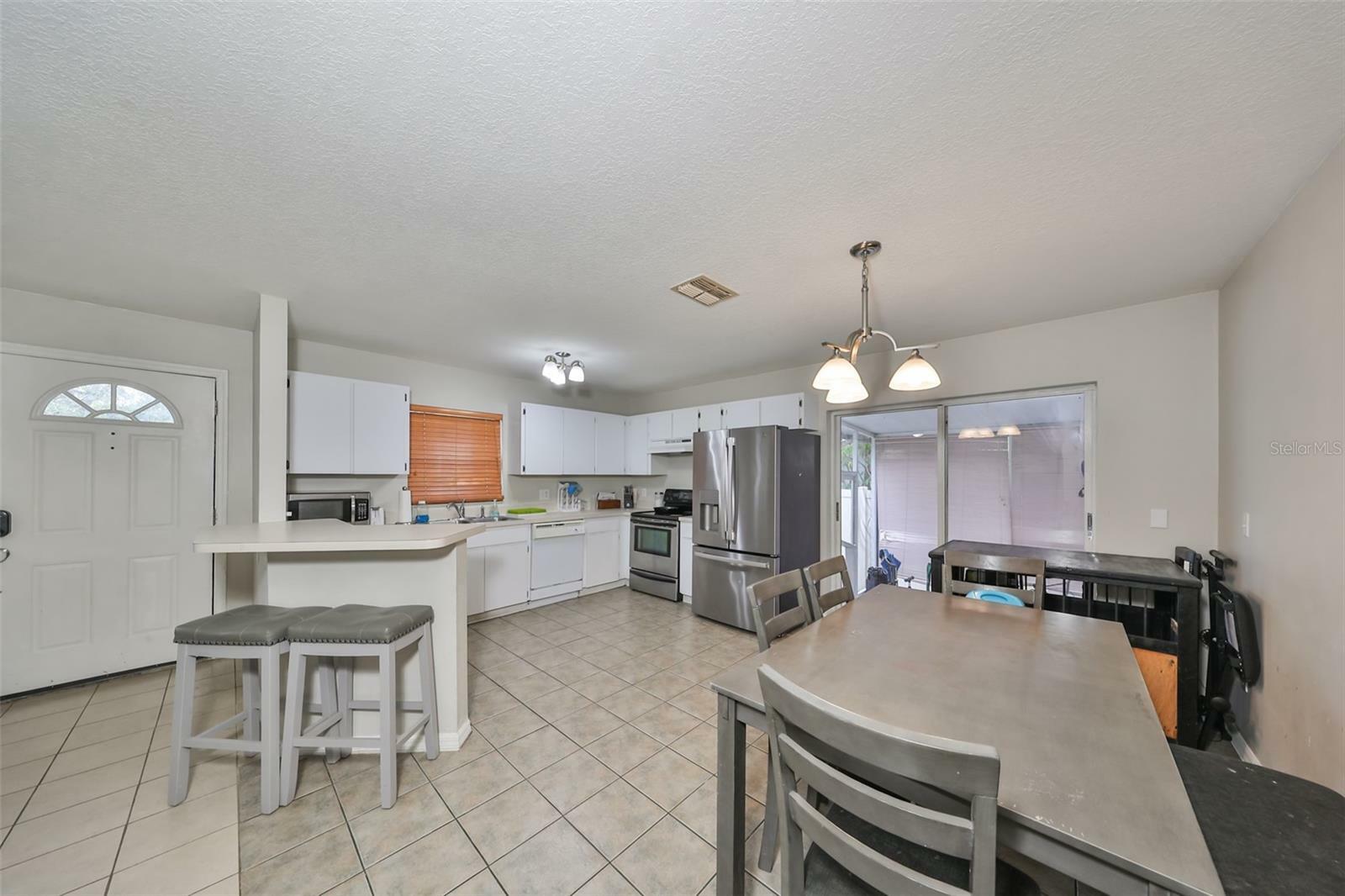 Property Photo:  10107 N Arden Avenue  FL 33612 