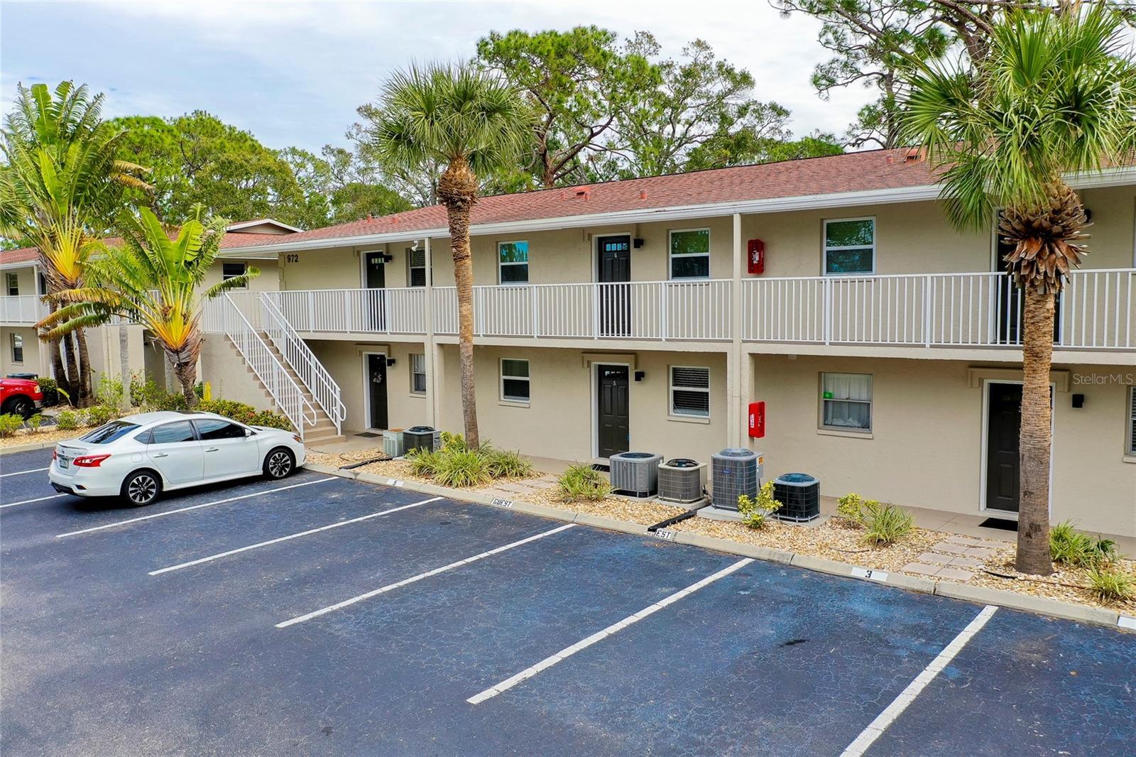 Property Photo: 972 La Costa Circle 5 FL 34237