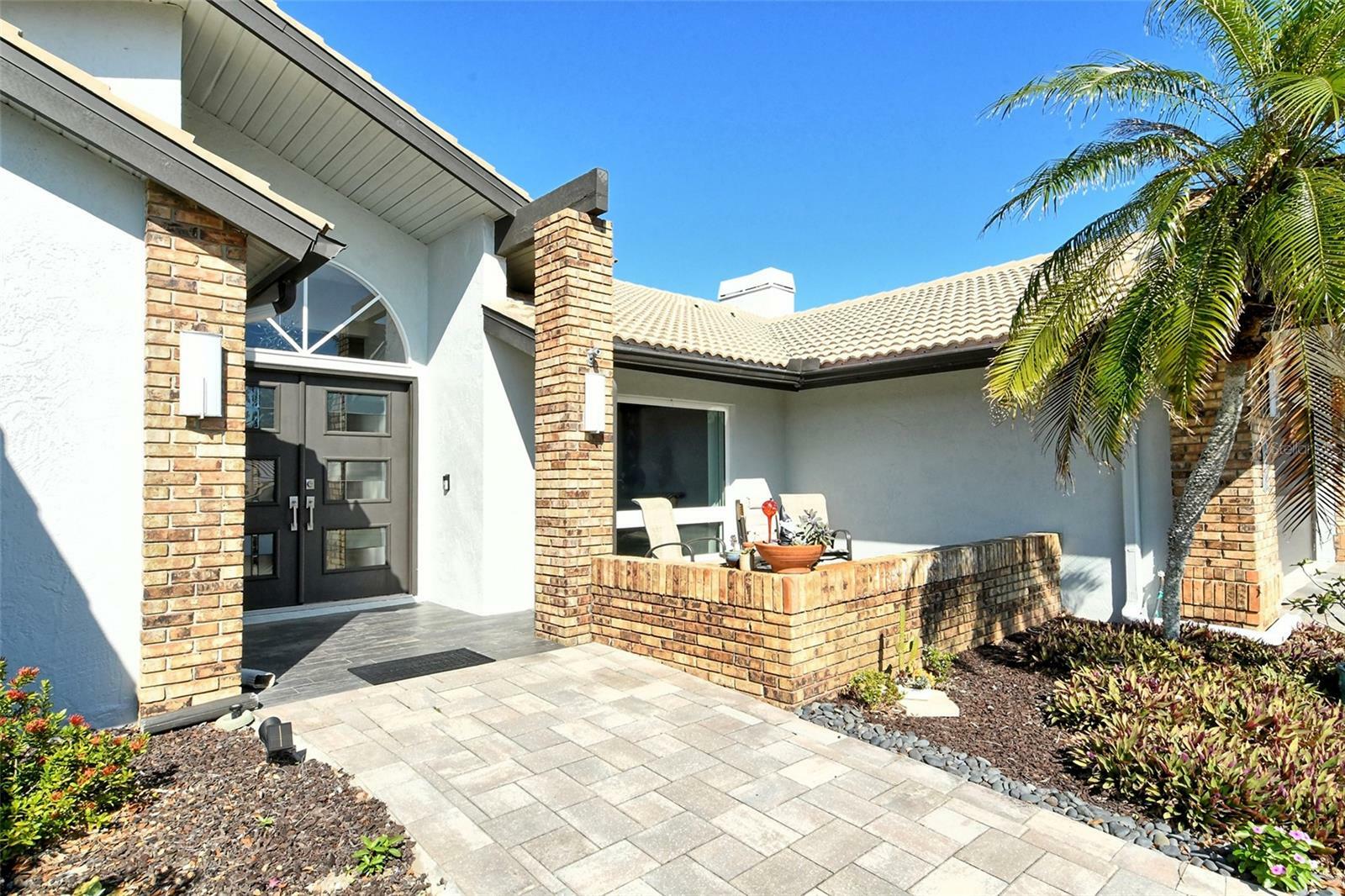 Property Photo:  146 Yacht Harbor Drive  FL 34229 