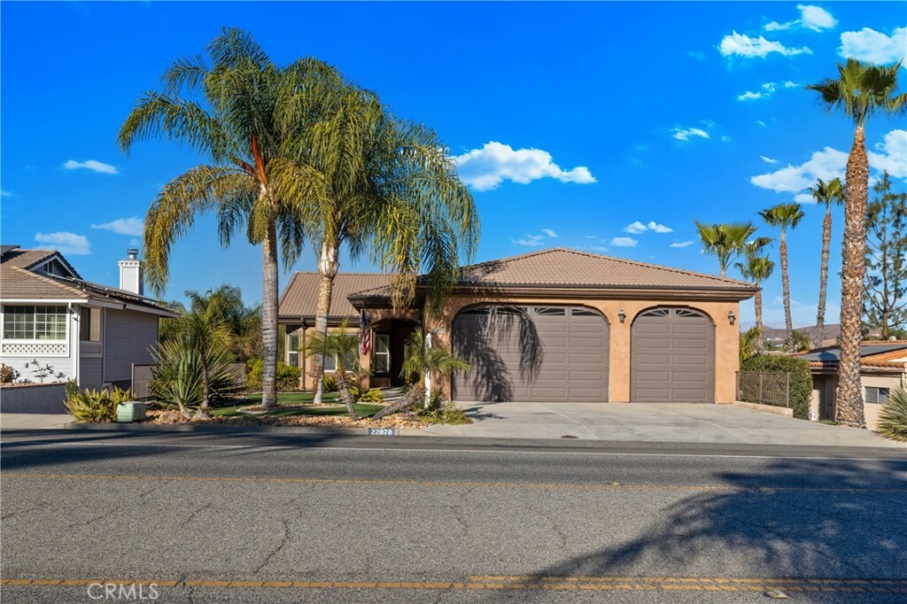 Property Photo:  22878 Canyon Lake Drive S  CA 92587 