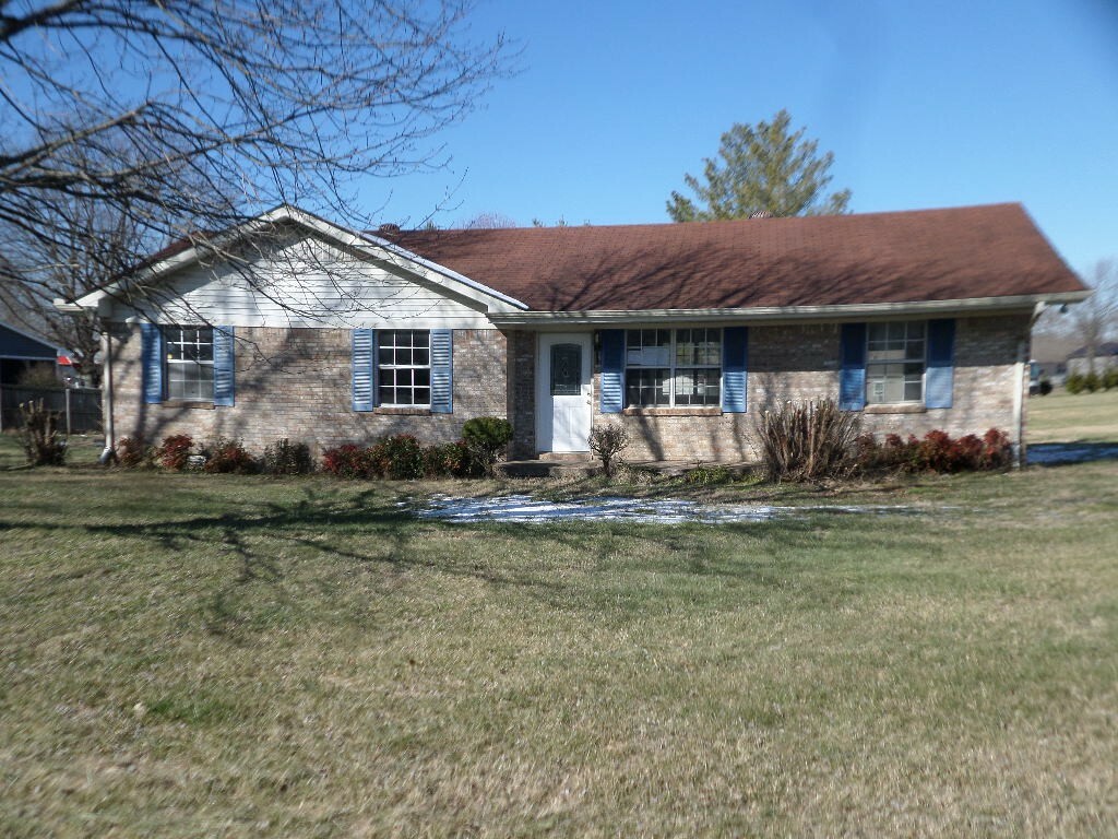 Property Photo:  1264 Old Highway 52  TN 37083 