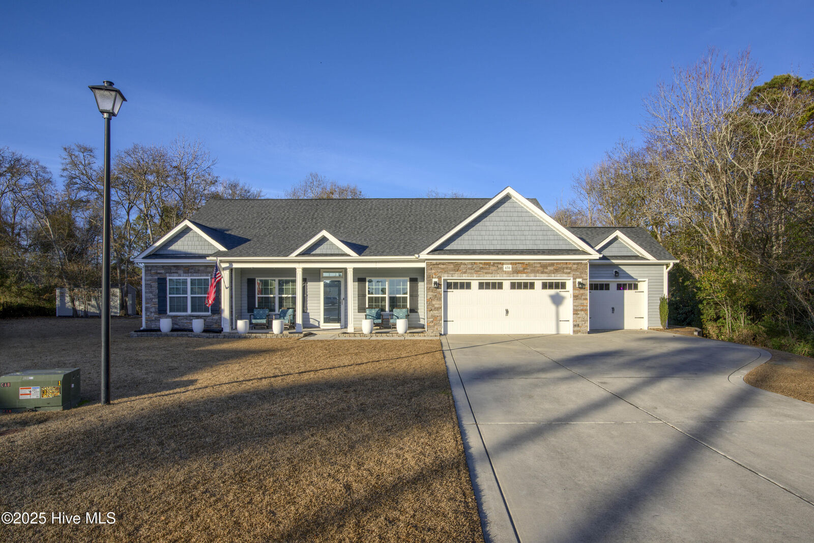 Property Photo:  636 Prospect Way  NC 28460 