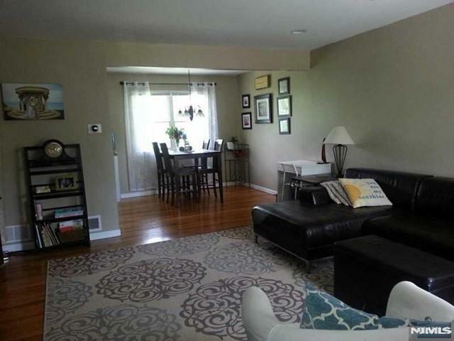 Property Photo:  132 Chadwick Place  NJ 07452 