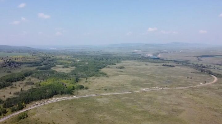 Property Photo:  W5 R4 T26 S7 Qse &Ampne,&Amp NW  AB T0L 1N0 