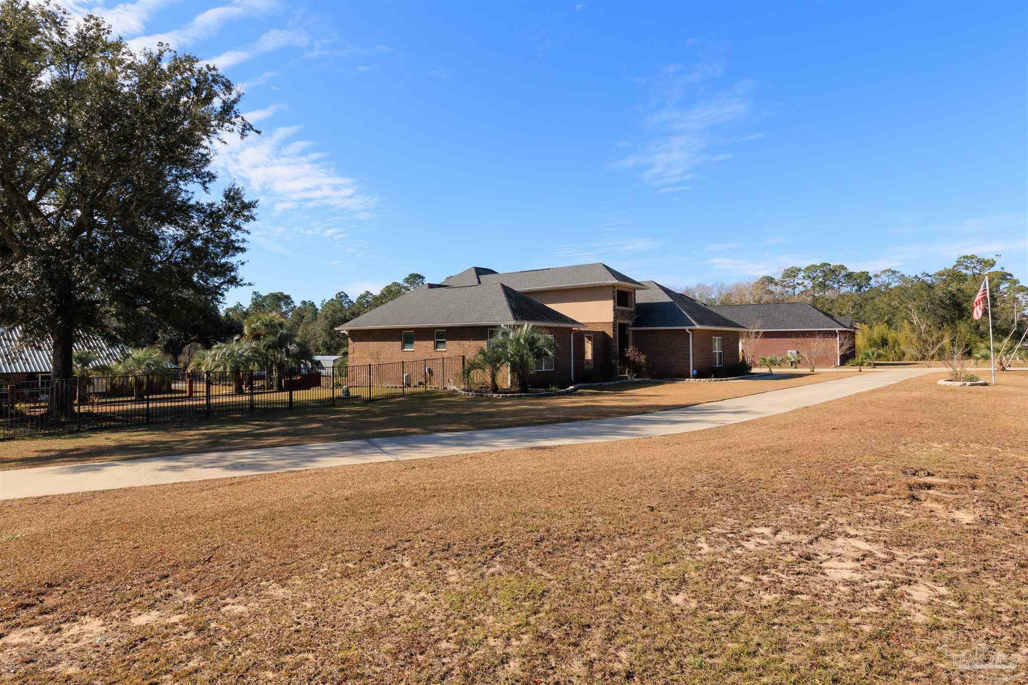 Property Photo:  955 E 10 Mile Rd  FL 32514 