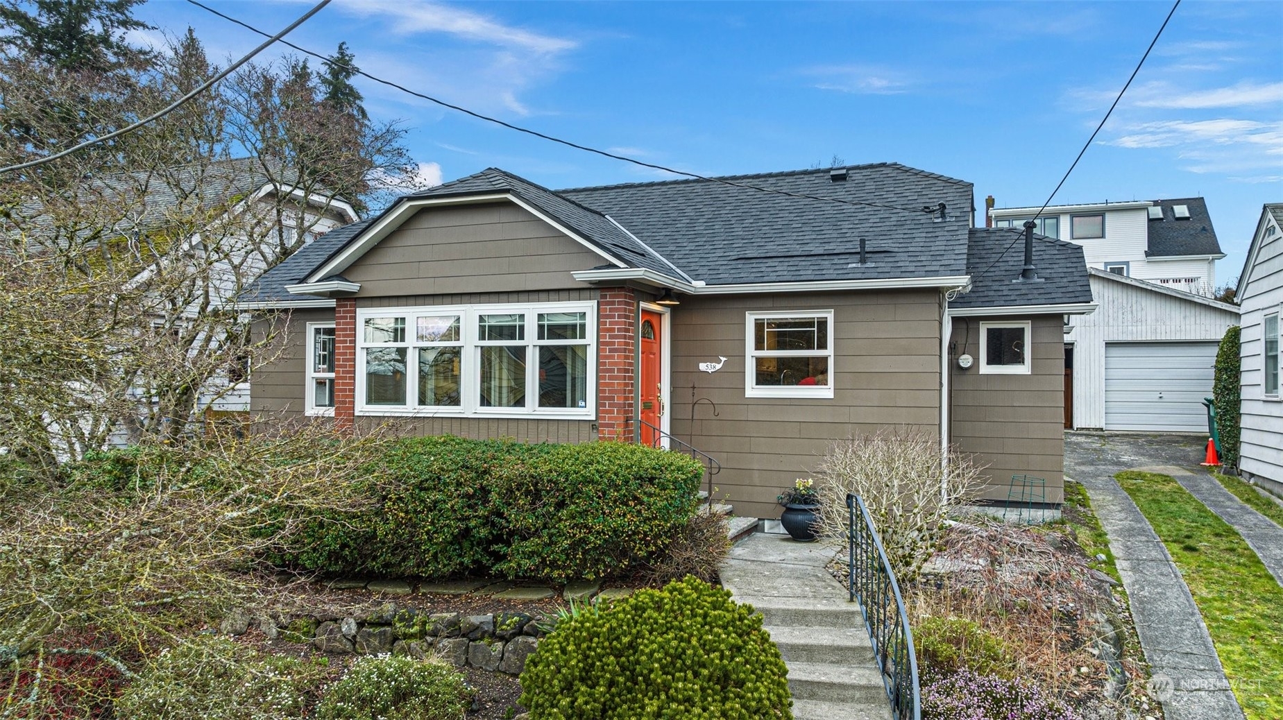 Property Photo:  538 NE 81st Street  WA 98115 