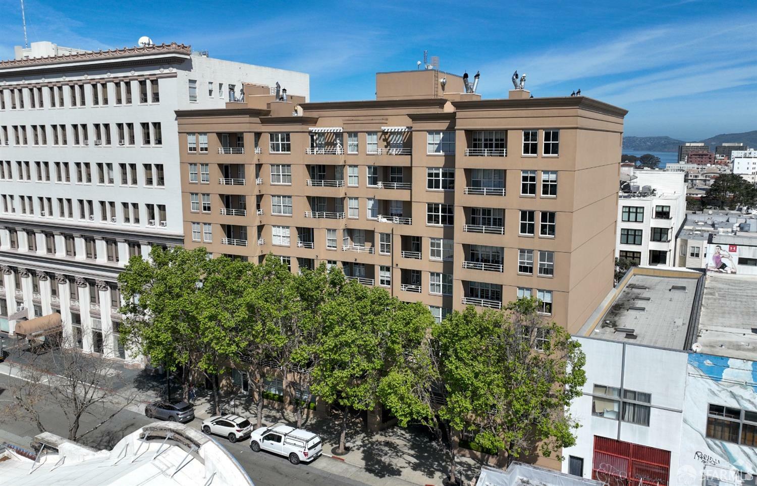 Property Photo:  1650 Jackson Street 101  CA 94109 