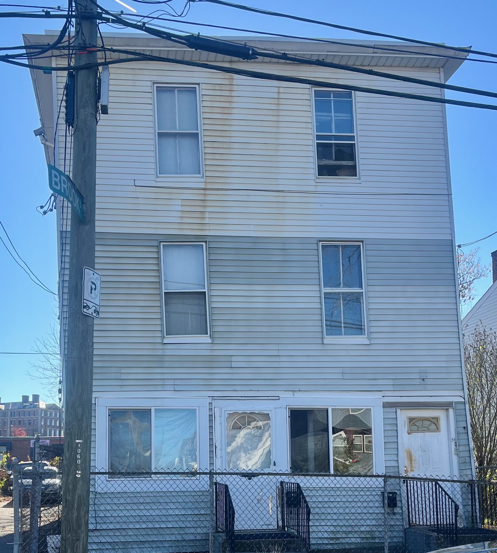 Property Photo:  29-31 Liberty Street  CT 06154 