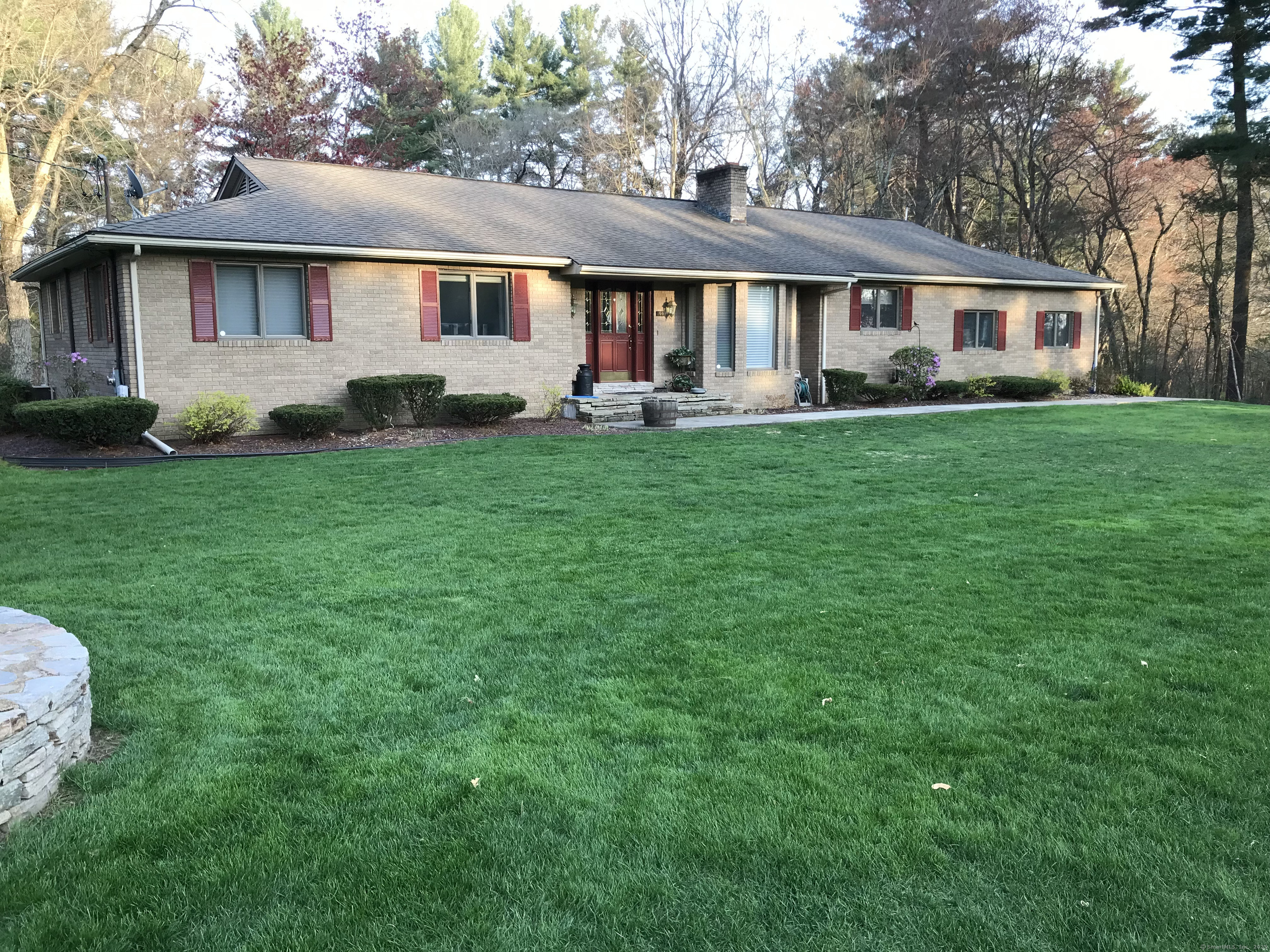 Property Photo:  100 Wrights Brook Drive  CT 06071 