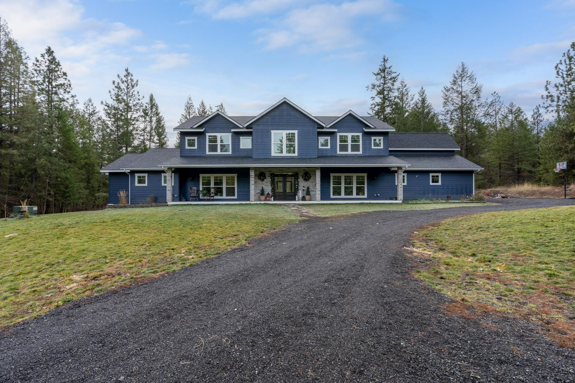 Property Photo:  12100 N Craig Rd  WA 99026 