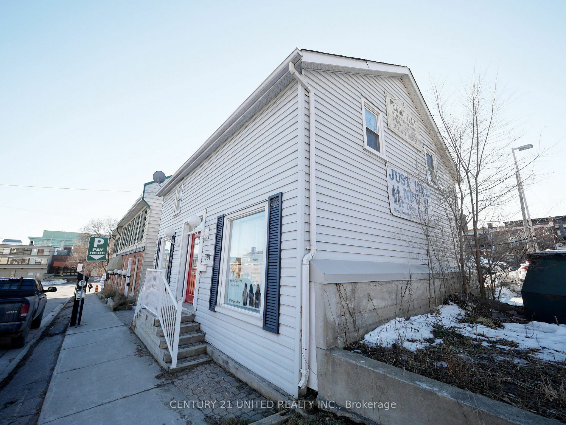 Property Photo:  381A Queen St  ON K9H 3J7 